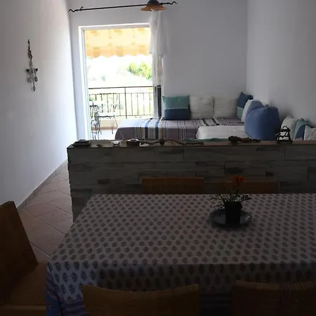 Διαμέρισμα Very Close To The Beach *